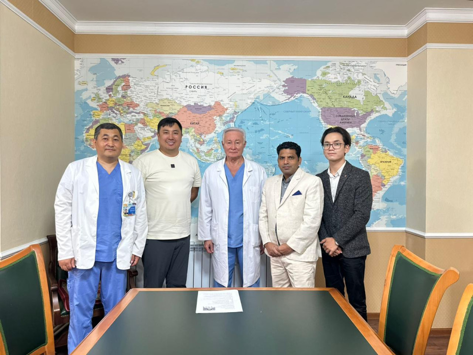Unique Medical Technologies at Dr. Shankar Nunavath’s Masterclass: New Approaches to Treating Goiter and Uterine Tumors