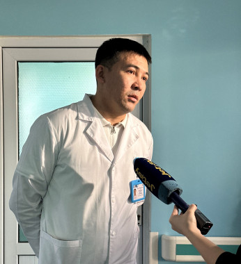 Балалар кардиохирургиялық орталығының дәрігерлері Алматы облысы мен Жетісуда көшпелі консультациялар өткізді
